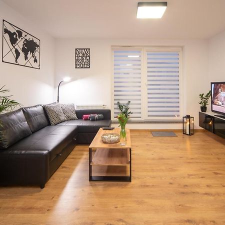 Maya'S Flats & Resorts 49 - Spacious 3 Rooms Apartment In Szafarnia Gdańsk Extérieur photo