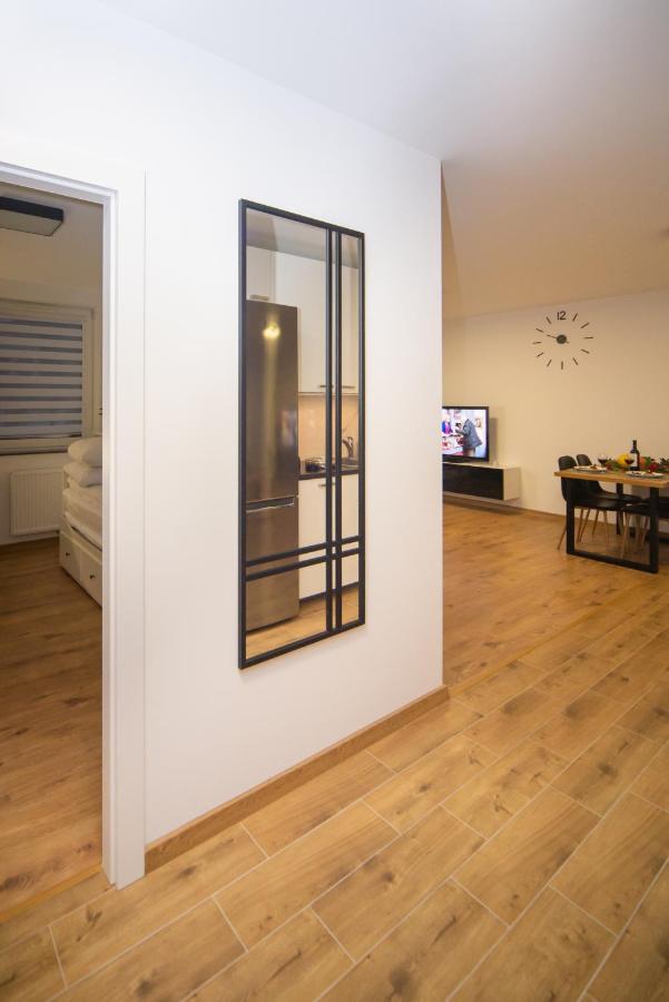 Maya'S Flats & Resorts 49 - Spacious 3 Rooms Apartment In Szafarnia Gdańsk Extérieur photo