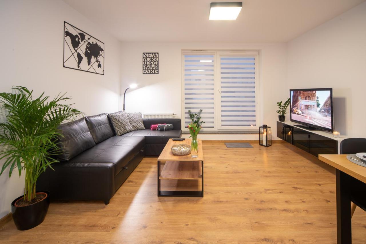 Maya'S Flats & Resorts 49 - Spacious 3 Rooms Apartment In Szafarnia Gdańsk Extérieur photo
